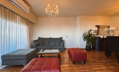 Venta piso exclusivo 3 dormitorios y cochera zona Parque.