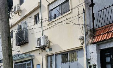 Departamento Tipo Casa en venta en Lanus Este