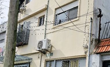 Departamento Tipo Casa en venta en Lanus Este