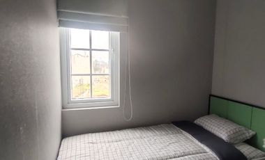 RUMAH DIJUAL PINGGIR JALAN CLUSTER KOLAM RENANG DEKAT PONDOK INDAH