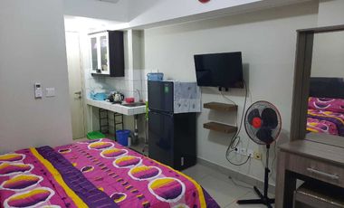 DISEWAKAN MURAH APARTEMEN SPRINGLAKE BEKASI FULL FURNISH BISA NEGO