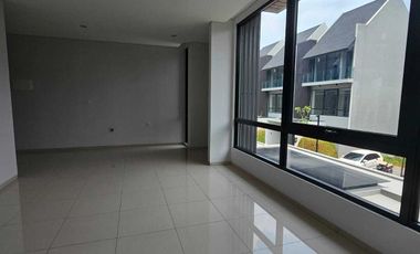 Dijual Rumah Sierra di Cluster Serenia Hills Lebak Bulus