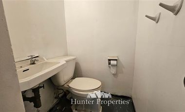 Local Comercial en Venta en Irarrazaval con Los Leones