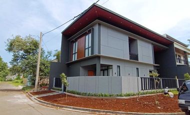 S707 Rumah Baru Modern Hoek 174 m2 Murah Grand Wisata Bekasi Timur
