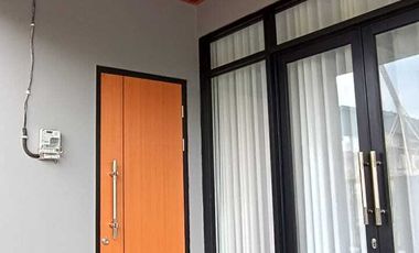 S707 Rumah Baru Modern Hoek 174 m2 Murah Grand Wisata Bekasi Timur