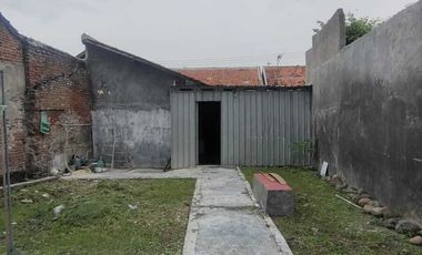 BREBES JATIBARANG TANAH DAN BANGUNAN PINGGIR JALAN RAYA JUAL MURAH