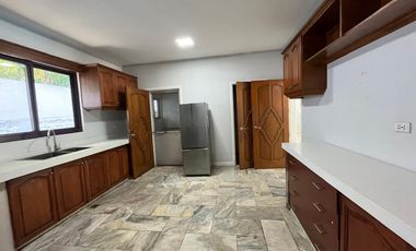 3BR IN DASMA VILLAGE, MAKATI CITY, 400SQM