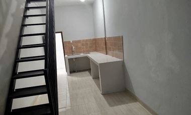 Rumah Luas 222m² Tepi Jl Raya Salatiga
