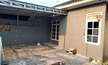 Jual RUMAH Luas DI Cluster Pilahan Yogyakarta