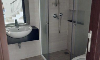 Disewakan Rumah 8x15 Golf Island PIK Harga murah