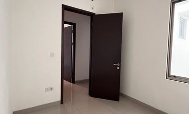 Disewakan Rumah 8x15 Golf Island PIK Harga murah