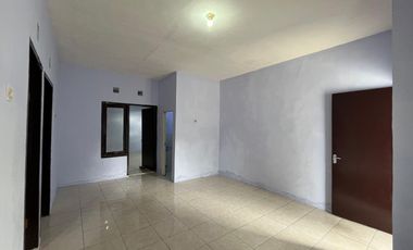 Rumah Siap Huni Pojokan Lokasi Perum Graha Surya Mas Krian Sidoarjo