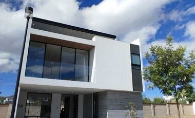 CASA EN VENTA EN LOMAS DE ANGELOPOLIS PARQUE COLIMA COMALA 17