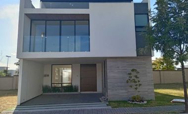 CASA EN VENTA EN LOMAS DE ANGELOPOLIS PARQUE COLIMA COMALA 17