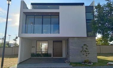 CASA EN VENTA EN LOMAS DE ANGELOPOLIS PARQUE COLIMA COMALA 17