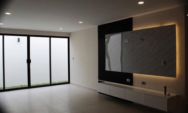 CASA EN VENTA EN LOMAS DE ANGELOPOLIS PARQUE CUERNAVACA