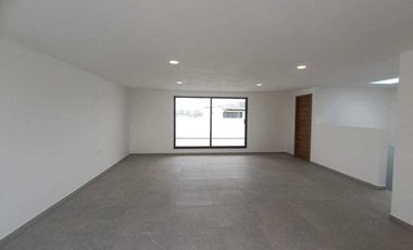 CASA EN VENTA EN LOMAS DE ANGELOPOLIS PARQUE NAYARIT