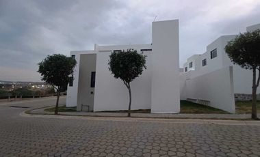 CASA EN VENTA EN LOMAS DE ANGELOPOLIS PARQUE AGUASCALIENTES