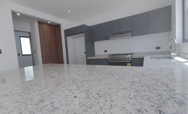 CASA EN VENTA EN LOMAS DE ANGELOPOLIS PARQUE FORESTA RETAMA 5