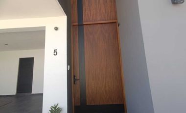 CASA EN VENTA EN LOMAS DE ANGELOPOLIS PARQUE FORESTA RETAMA 5