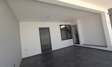 CASA EN VENTA EN LOMAS DE ANGELOPOLIS PARQUE FORESTA RETAMA 5