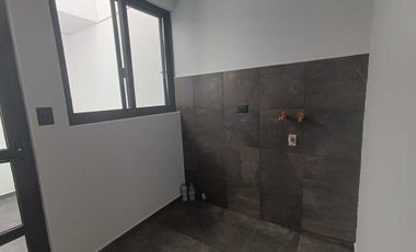 CASA EN VENTA EN LOMAS DE ANGELOPOLIS PARQUE FORESTA RETAMA 5