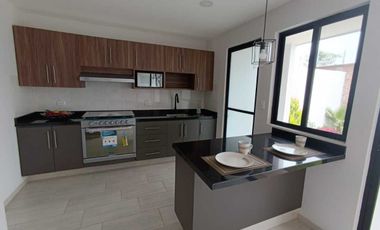 CASA EN VENTA EN SAN ANDRES CHOLULA, ACATEPEC, PUEBLA