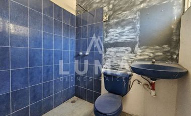 Renta de Bodega con oficina en Colonia Playa norte