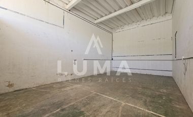 Renta de Bodega con oficina en Colonia Playa norte