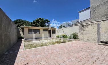 Renta de Bodega con oficina en Colonia Playa norte