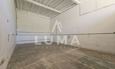 Renta de Bodega con oficina en Colonia Playa norte