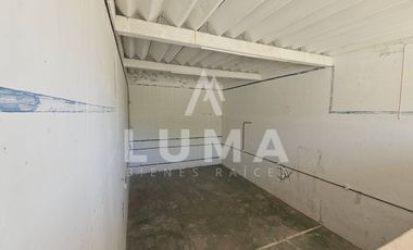 Renta de Bodega con oficina en Colonia Playa norte