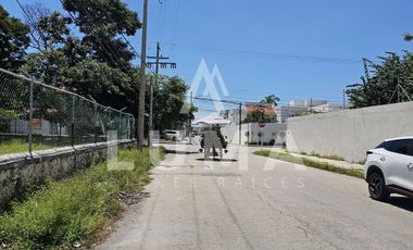 Renta de Bodega con oficina en Colonia Playa norte