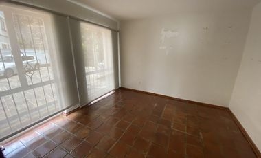 LINDA CASA EN RENTA EN CERRADA TECAMACHALCO