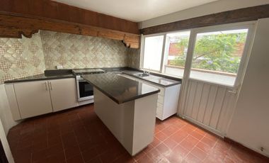 LINDA CASA EN RENTA EN CERRADA TECAMACHALCO