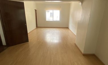 LINDA CASA EN RENTA EN CERRADA TECAMACHALCO