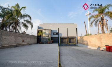 Bodega Equipada En Venta Por Lopez Mateos Sur