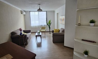 Casa en venta Loma Dorada Querétaro. Increible vista.