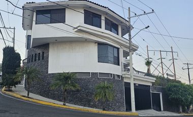 Casa en venta Loma Dorada Querétaro. Increible vista.