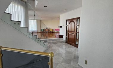 Casa en venta Loma Dorada Querétaro. Increible vista.