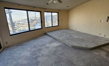 Casa en venta Loma Dorada Querétaro. Increible vista.