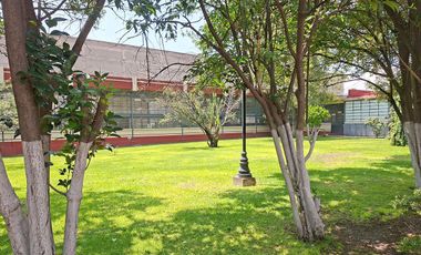 Terreno en RENTA en Tlalnepantla con usos mixtos de suelo
