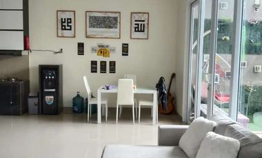 Rumah mewah privat pool