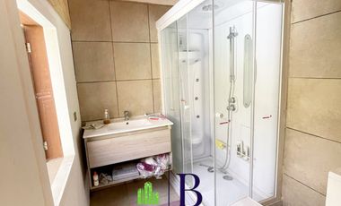 HERMOSA CASA EN PRIMERA LINEA DEL CAMINO