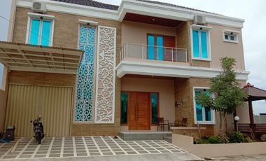 DIJUAL RUMAH MEWAH DI KAWASAN ELIT BATANG