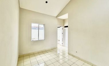 Dijual Cepat Rumah Cantik Minimalis, Siap Huni Sentraland Boulevard