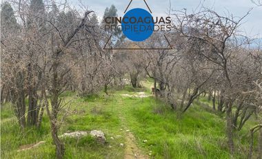 Parcela con maravillosa vista al valle y viñas