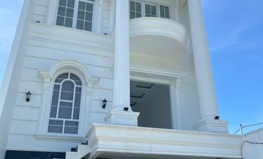 DI JUAL RUMAH BARU JAGAKARSA JAKARTA SELATAN