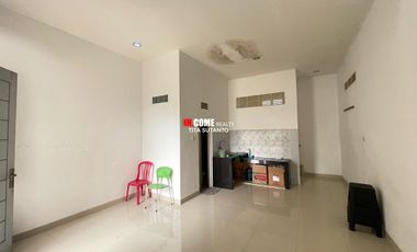 Dijual townhouse 2 lantai siap huni lokasi Kenten samping Indogrosir