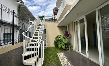 Disewakan Rumah Cantik Siap Huni Furnish di Sentul City cluster depan